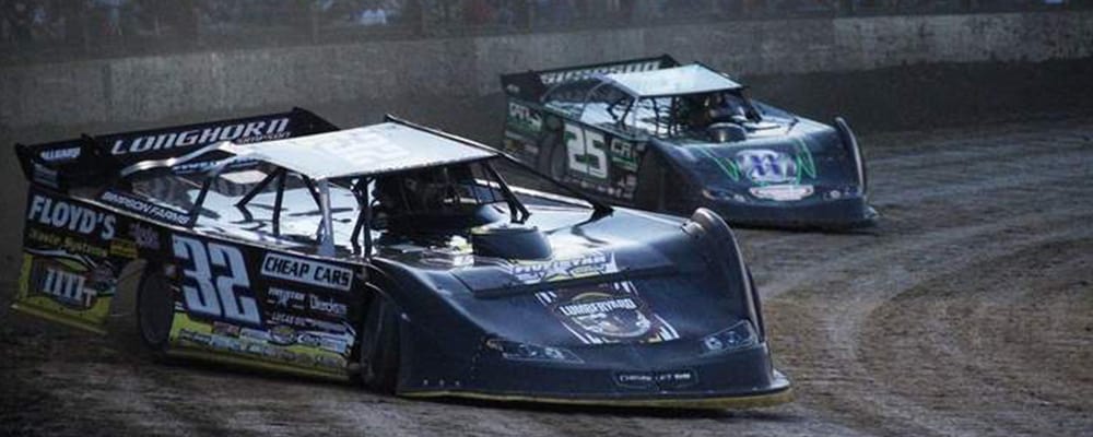 CHRIS SIMPSON WINS THE CLASH