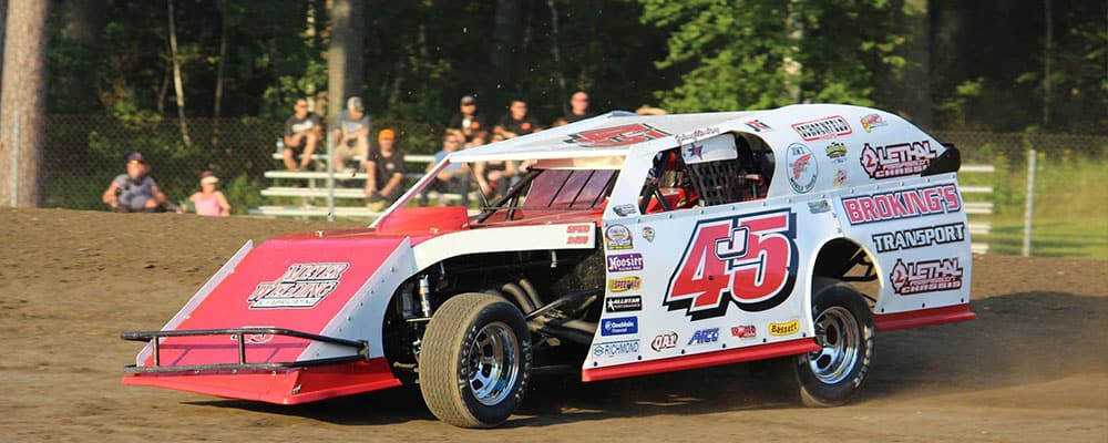 JOHNNY BROKING CLAIMS THE WIN AT HIBBING RACEWAY